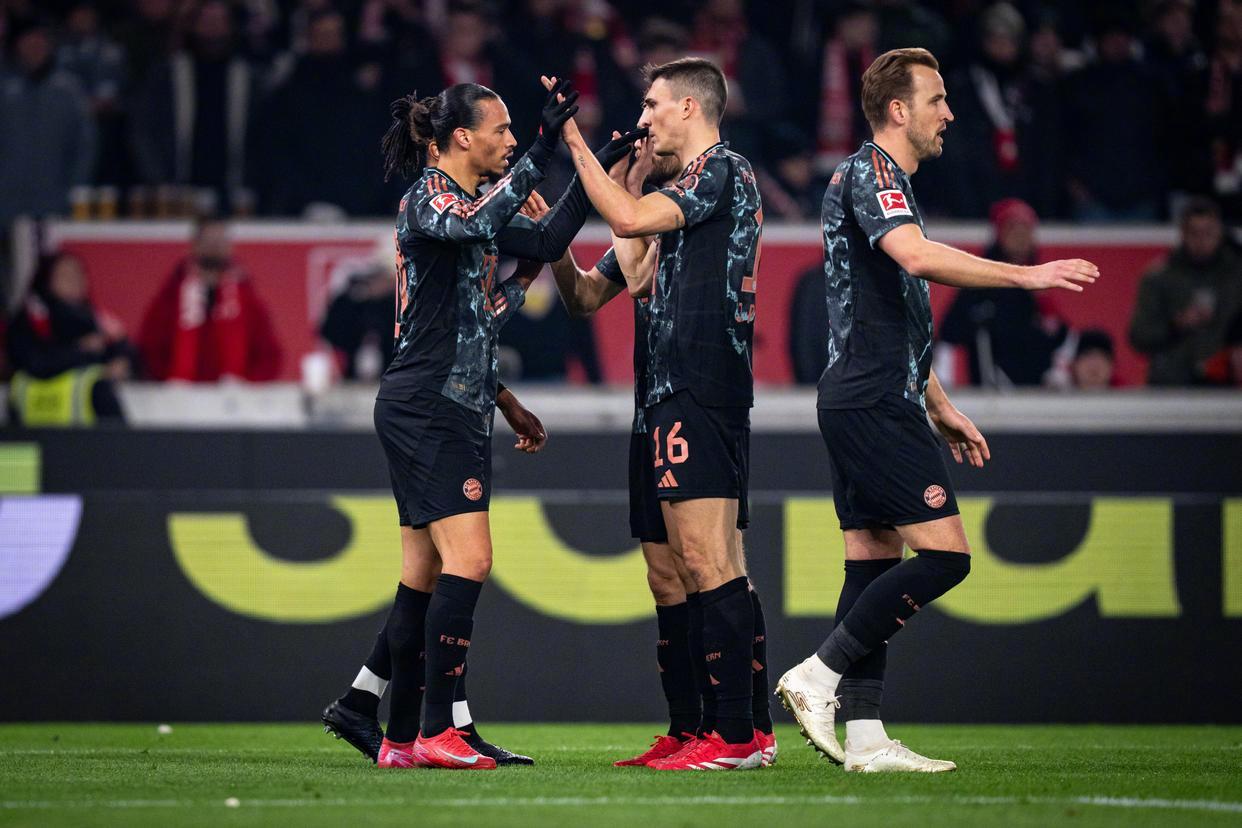 ag体育集团_拜仁慕尼黑德甲击败科隆穆西亚拉突破得分的简单介绍