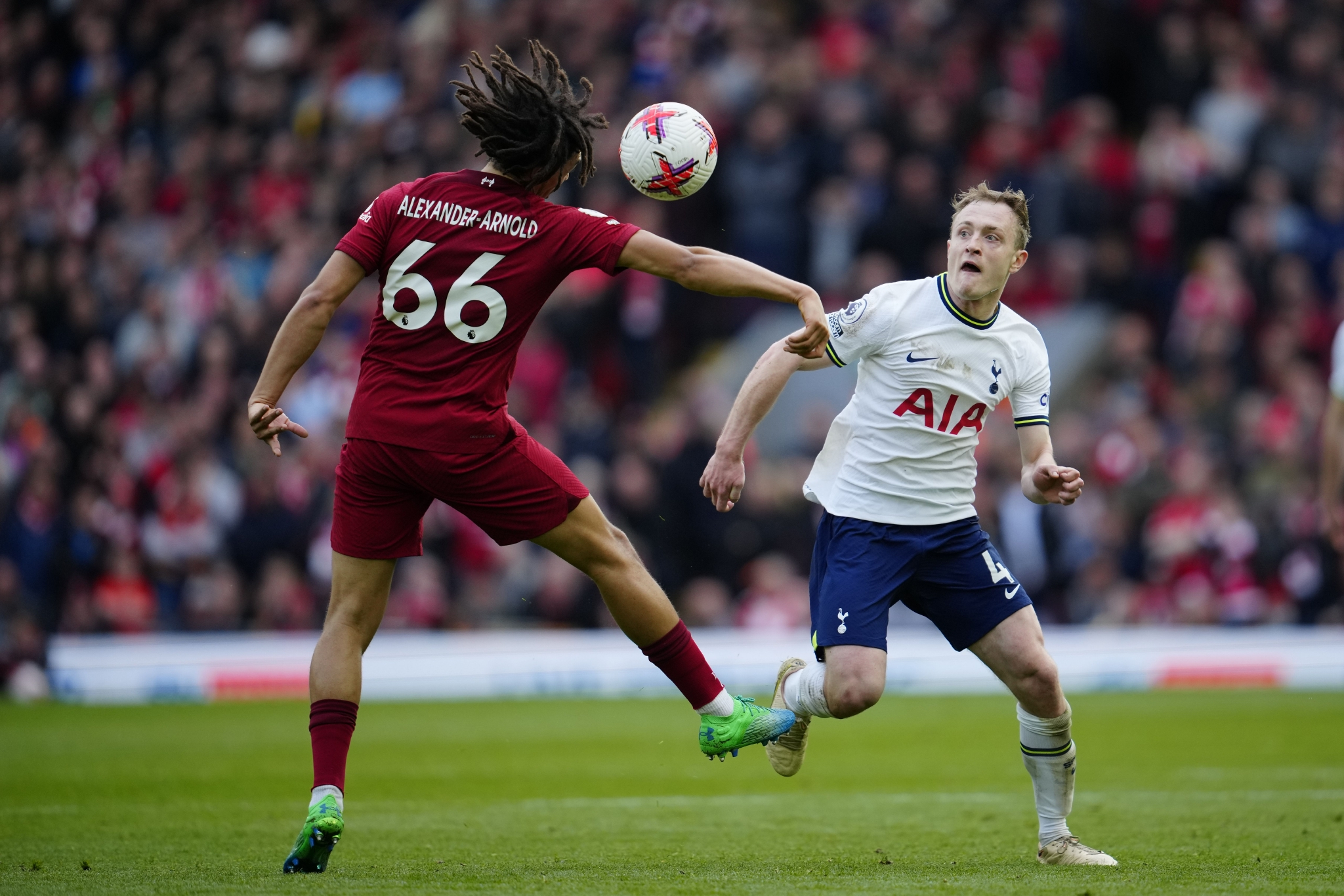 利物浦英超战胜富勒姆萨拉赫点球命中